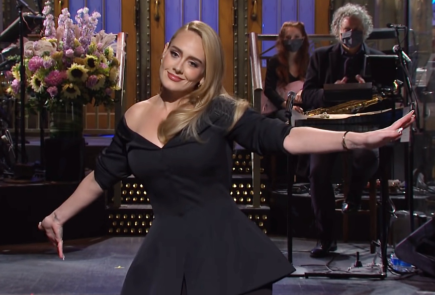 АдельФото: YouTube / Saturday Night Live