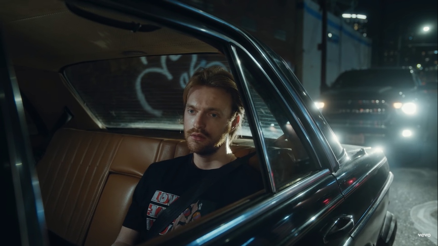 Кадр из клипа «Love is Pain»