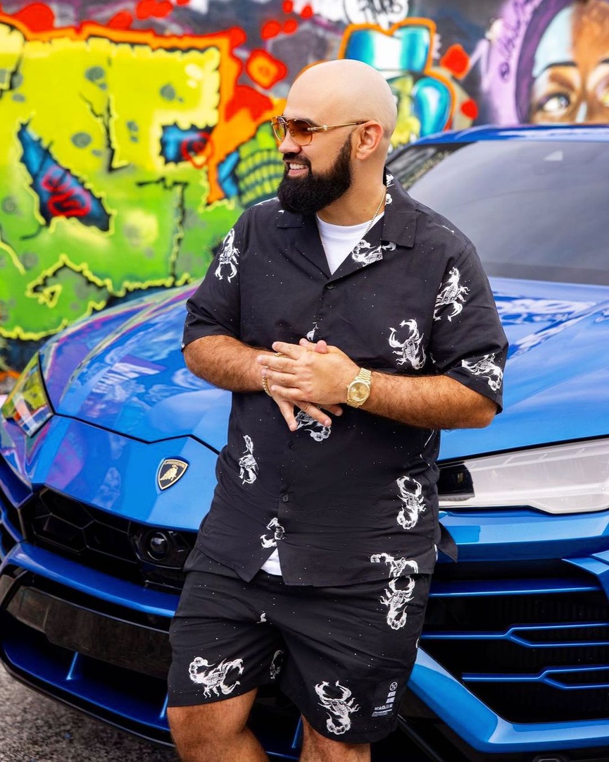 Артём УмрихинФото: Instagram / @olllyvento