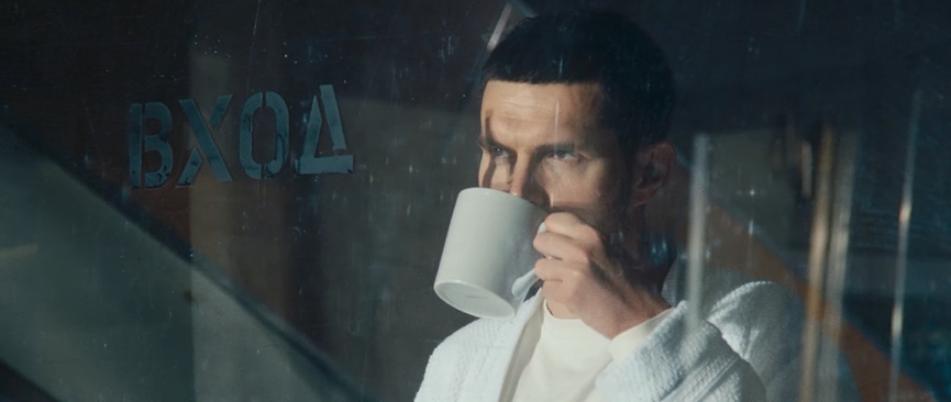 Noize MC*Кадр из клипа «Выход в город» 