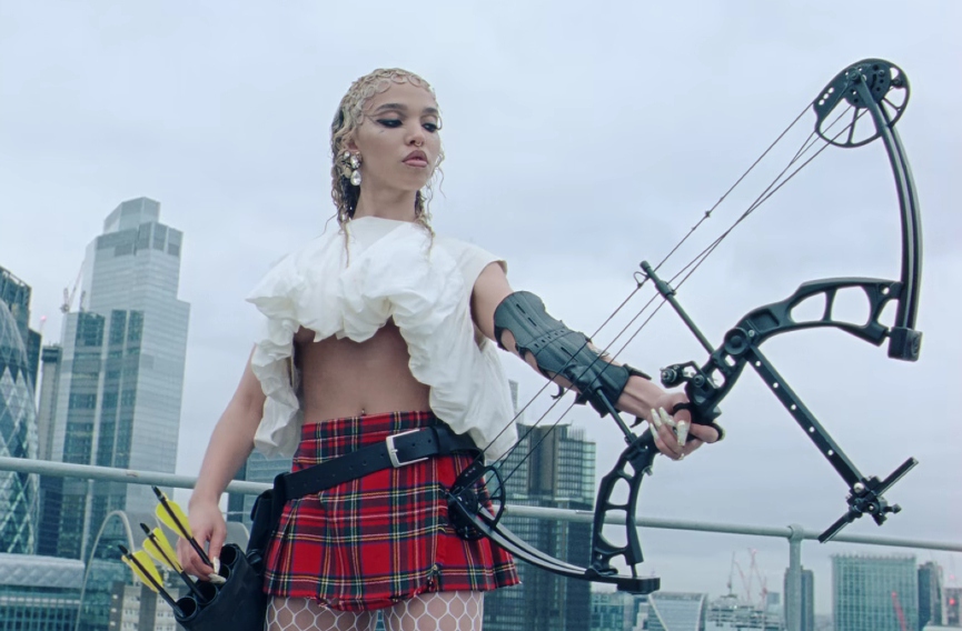 FKA twigs​Фото: кадр из клипа