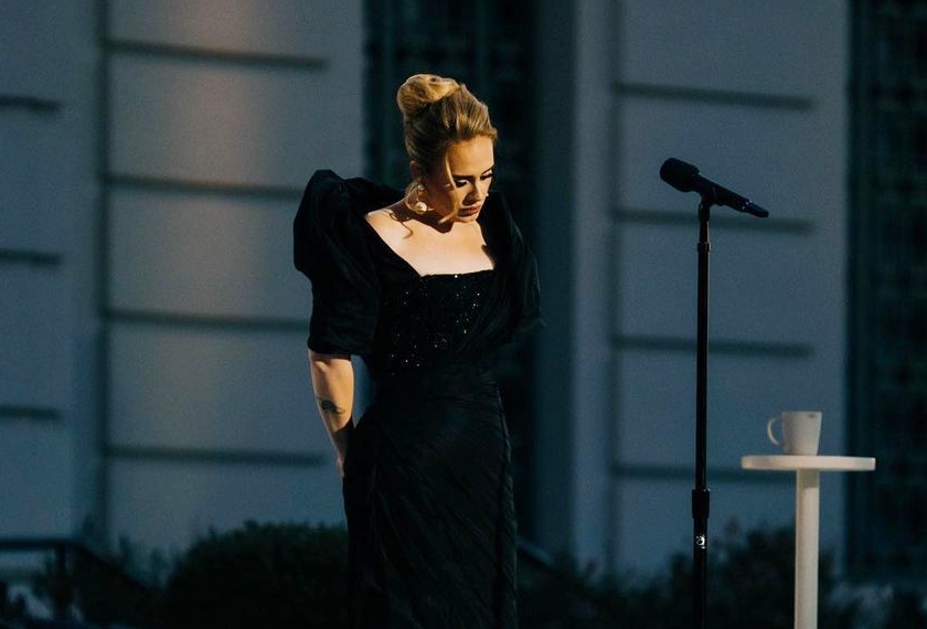 АдельФото: Instagram / @ravieb