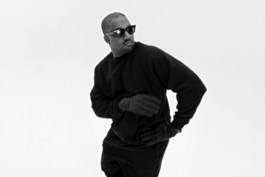 ЙеФото: кадр из клипа «Diet Coke»