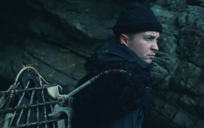 Тайлер Джозеф​Кадр из клипа ​«The Outside»