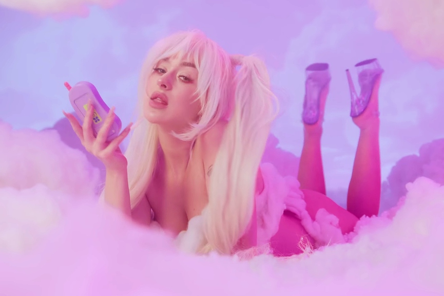 Bad Barbie​Фото: кадр из видео