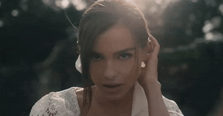 Елена Темникова — «Бабочки»: первое видео «Трилогии любви»