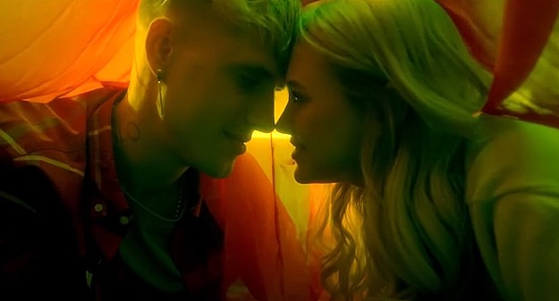 Стёпа из NLO и Диана АстерФото: кадр из видео