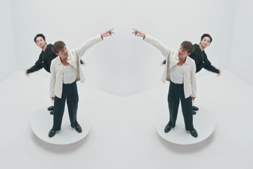 Чарли Пут и Чонгук​Фото: кадр из клипа ​«Left And Right»